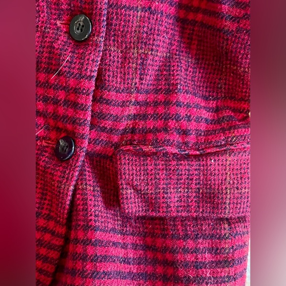 JJ Collectibles vintage jacked. Heavy, lined beautiful plaid. 10P. - Picture 2 of 6